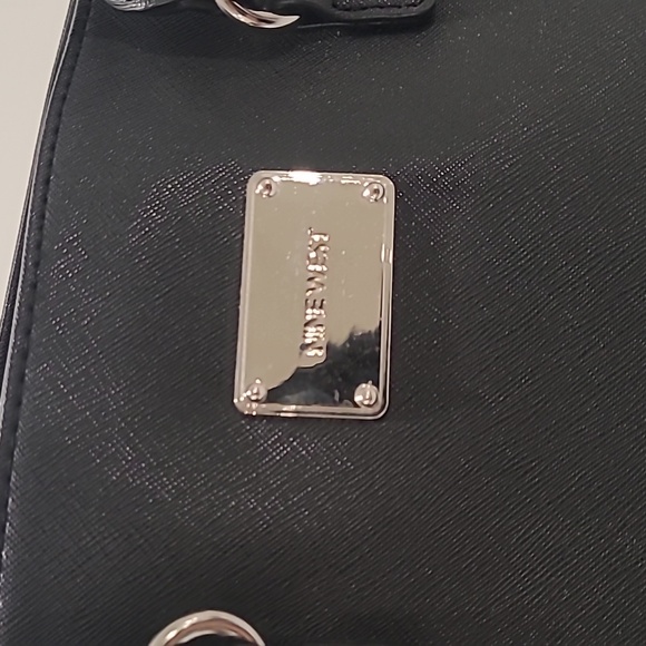 #44 Nine West Black & Cream Colour Tote - Picture 2 of 5